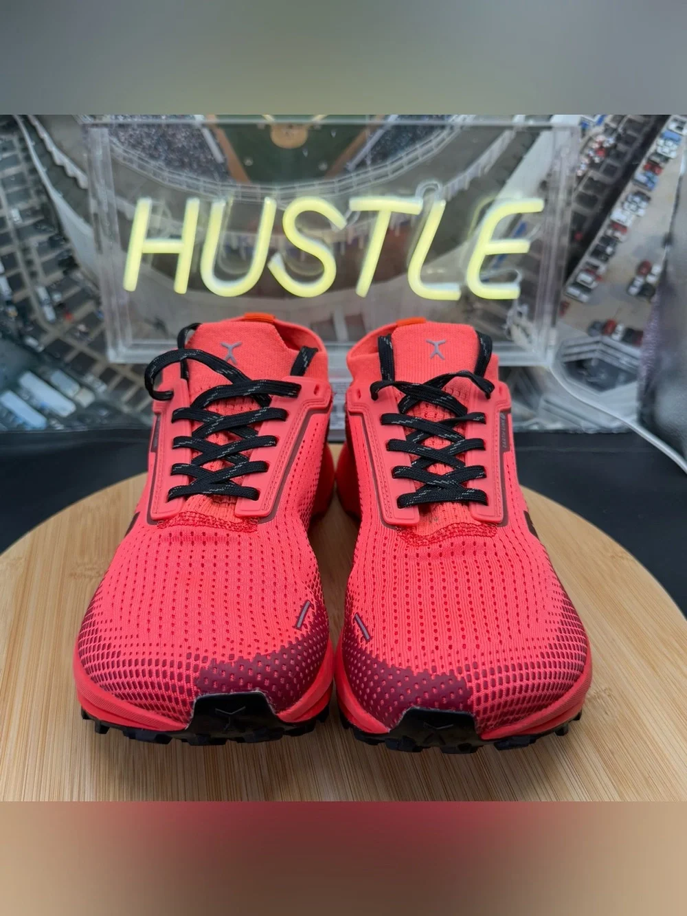 Flux Footwear Adapt Trail Runner Solar Red Knit Shoes Women’s 7/ Men’s 5.5
